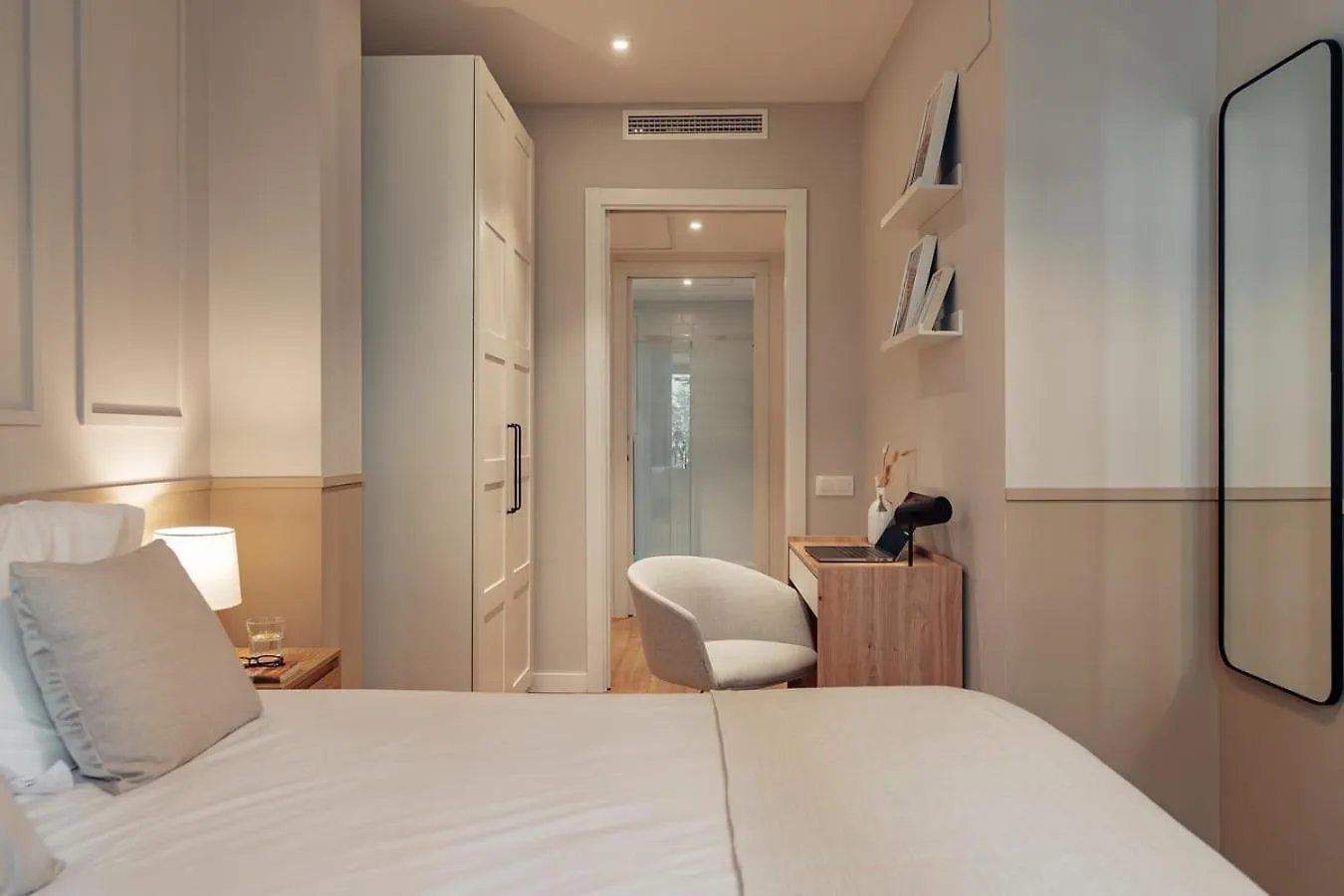 Casa Dorada Apartment Barcelona