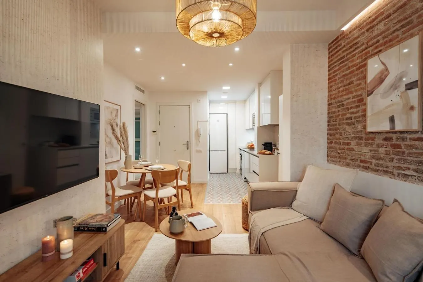 Casa Dorada Apartment Barcelona 0*,